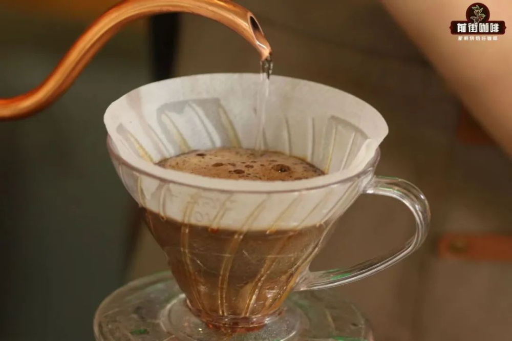 手冲咖啡和冷萃的区别 冷萃咖啡萃取原理 水温对咖啡萃取影响