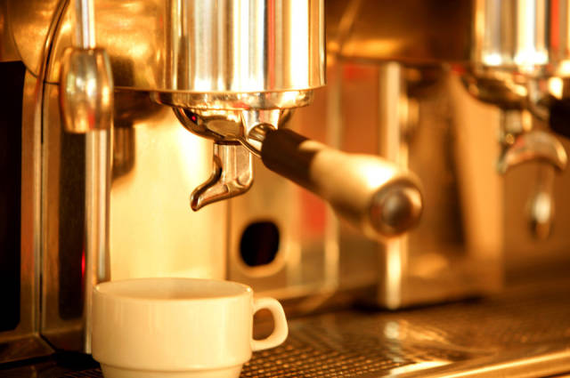 特浓咖啡(Espresso) vs 滴漏咖啡(Drip)